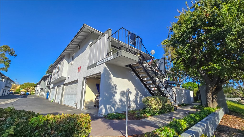 20302 #4 Flower Gate Lane 4