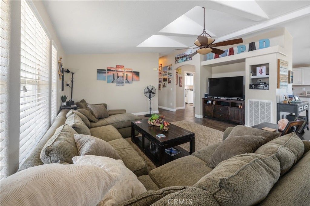 12600 Havasu Lake Road 63