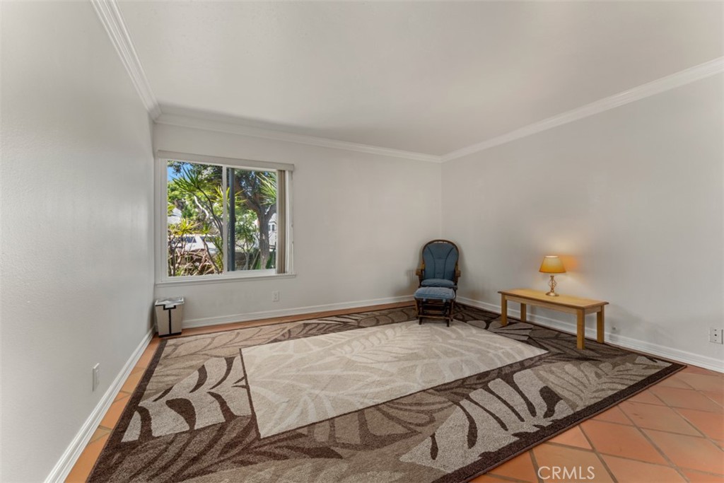 20392 Mooncrest Circle