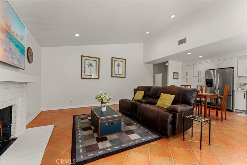 20392 Mooncrest Circle