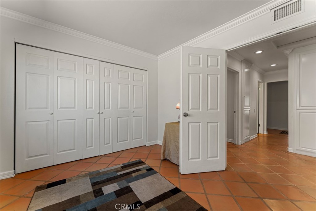 20392 Mooncrest Circle