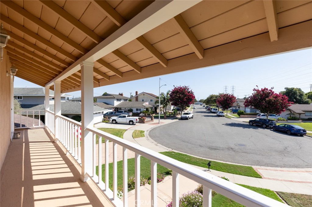 17524 Santa Paula Circle