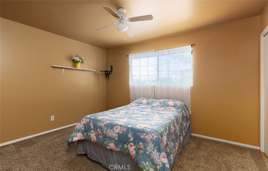 17524 Santa Paula Circle