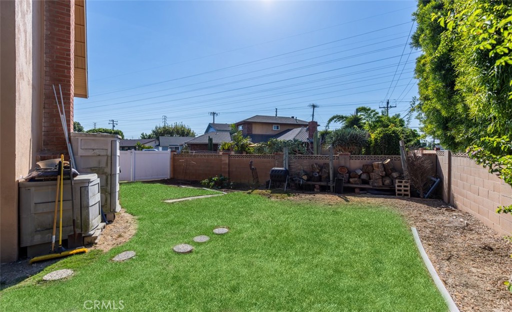 17524 Santa Paula Circle