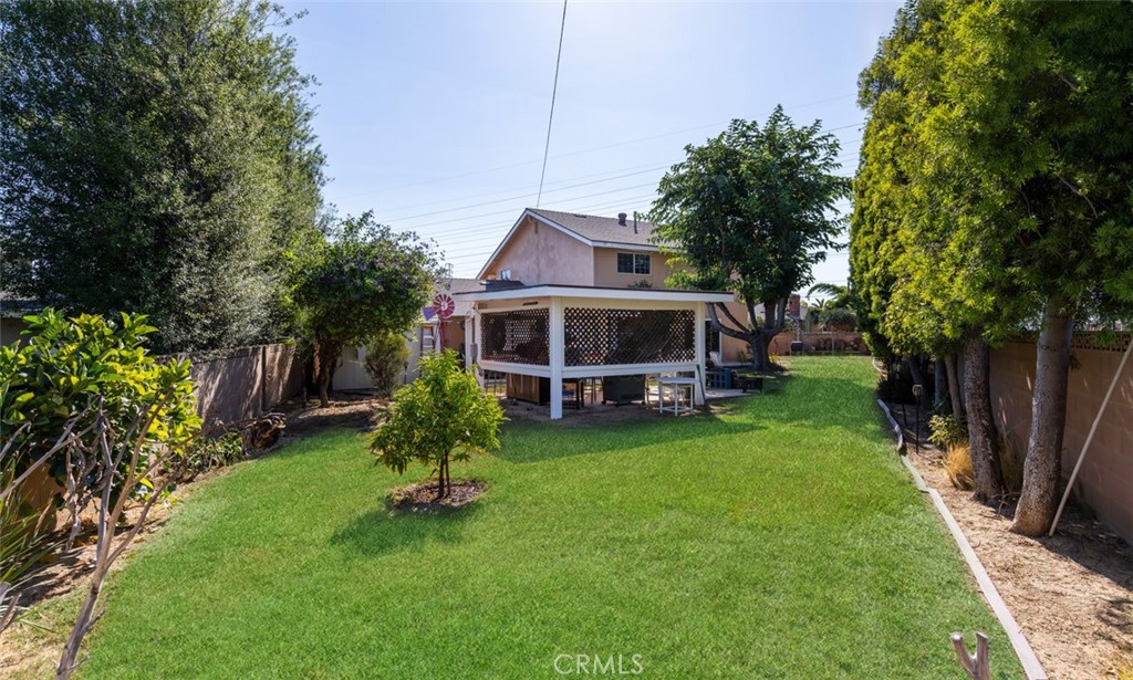 17524 Santa Paula Circle