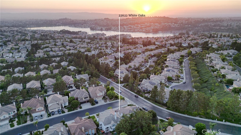 22622 White Oaks