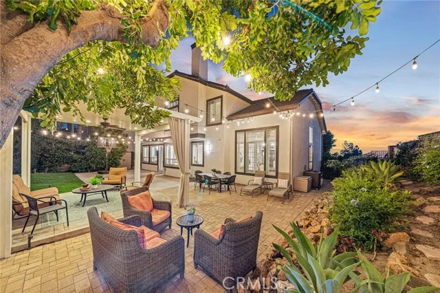 22622 White Oaks