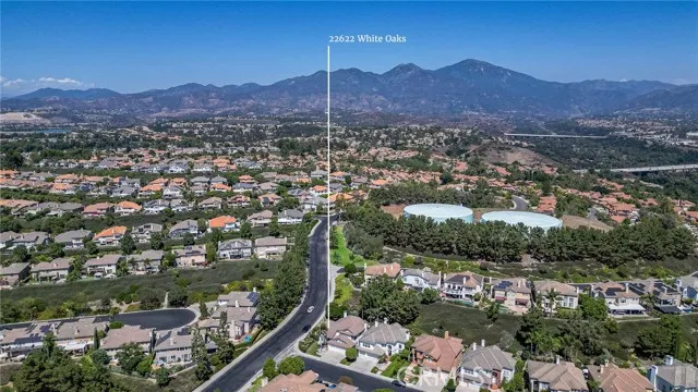 22622 White Oaks