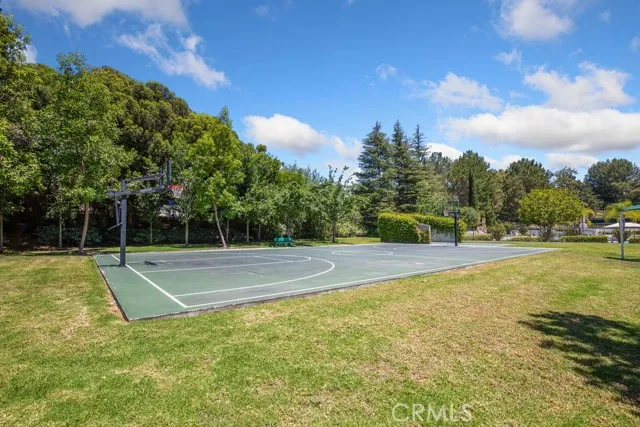 22622 White Oaks