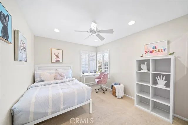 22622 White Oaks