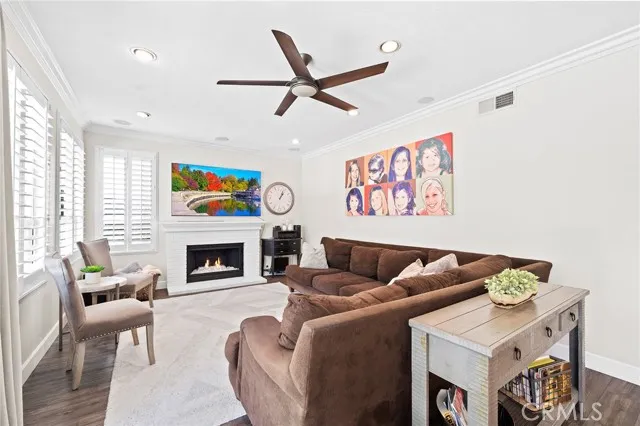 22622 White Oaks
