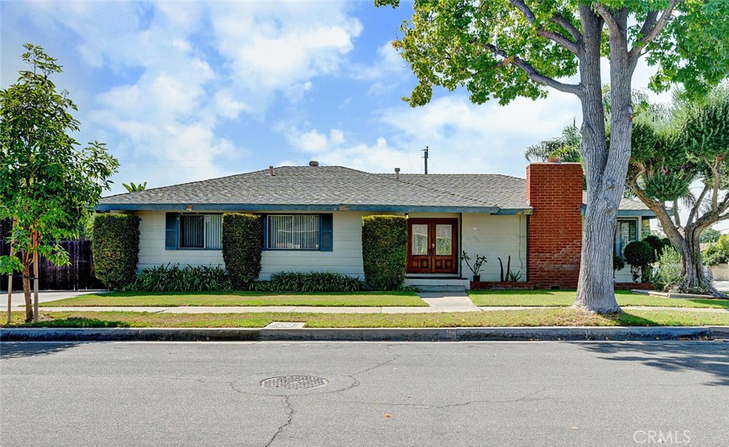 2086 N Mori Lane