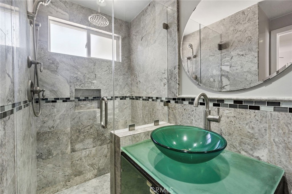 6542 Via Arroyo Drive