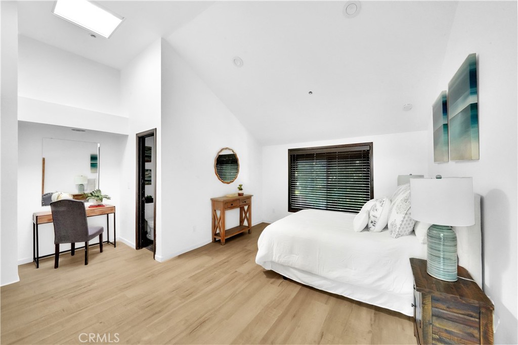 12555 Euclid Street 110