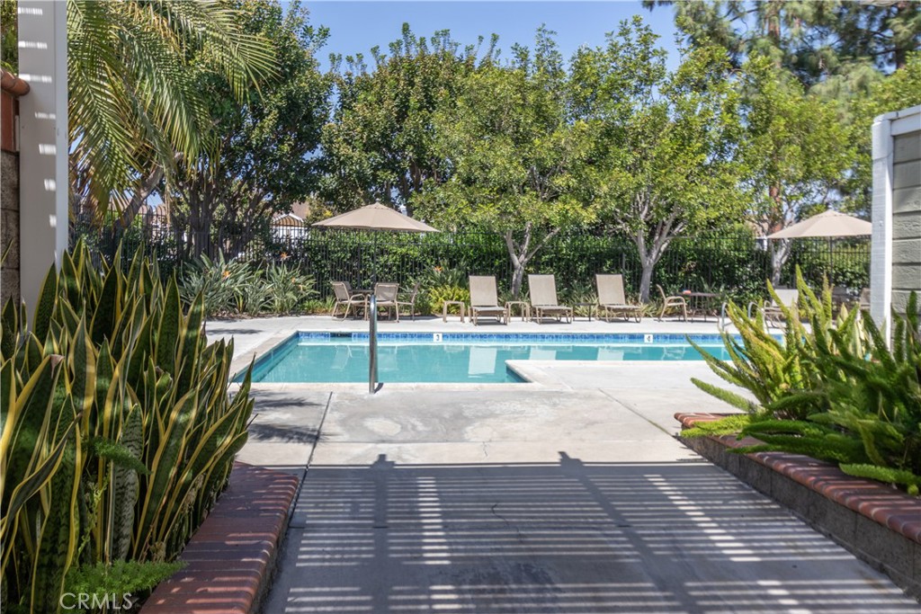 37 Clover Lane 273