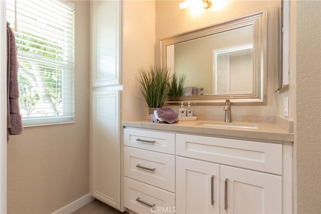 37 Clover Lane 273
