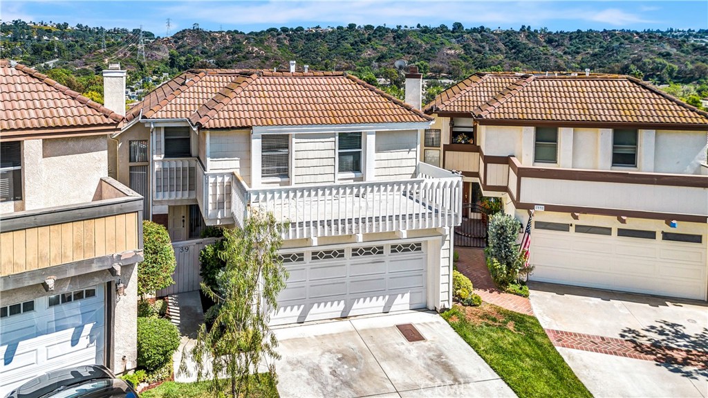 39 La Costa Court