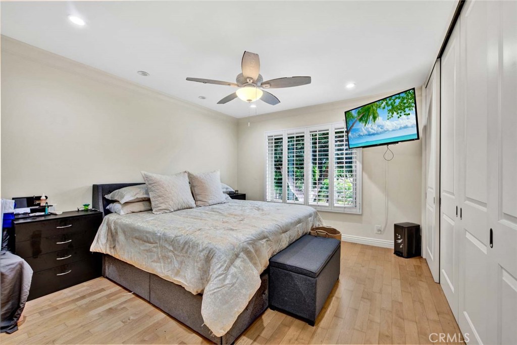 3037 Club House Circle