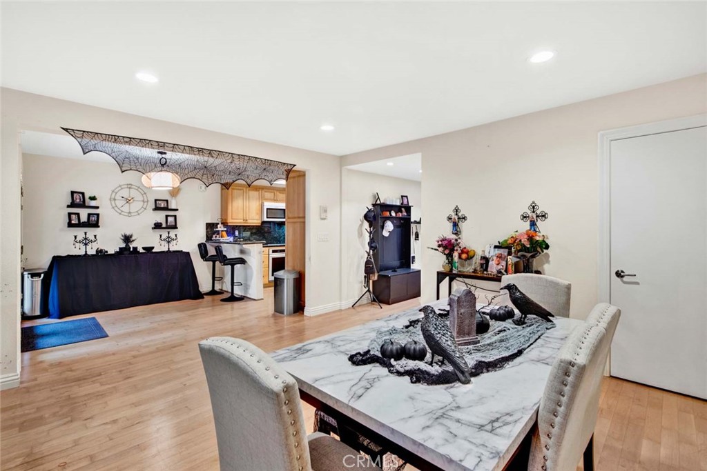 3037 Club House Circle