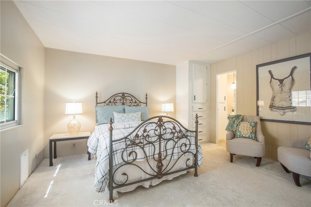 24701 Raymond Way 16