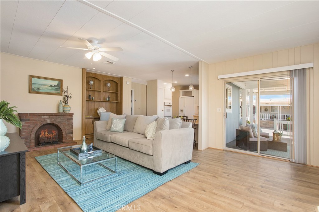 24701 Raymond Way 16