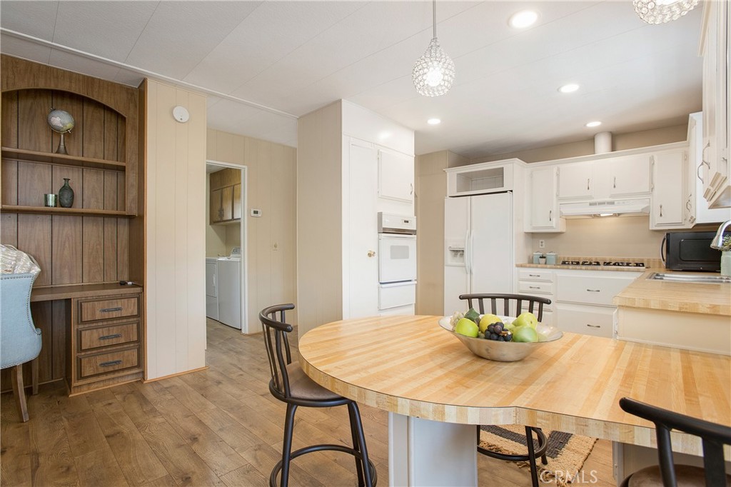 24701 Raymond Way 16