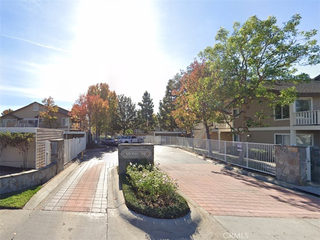 6962 Brightwood Lane 32