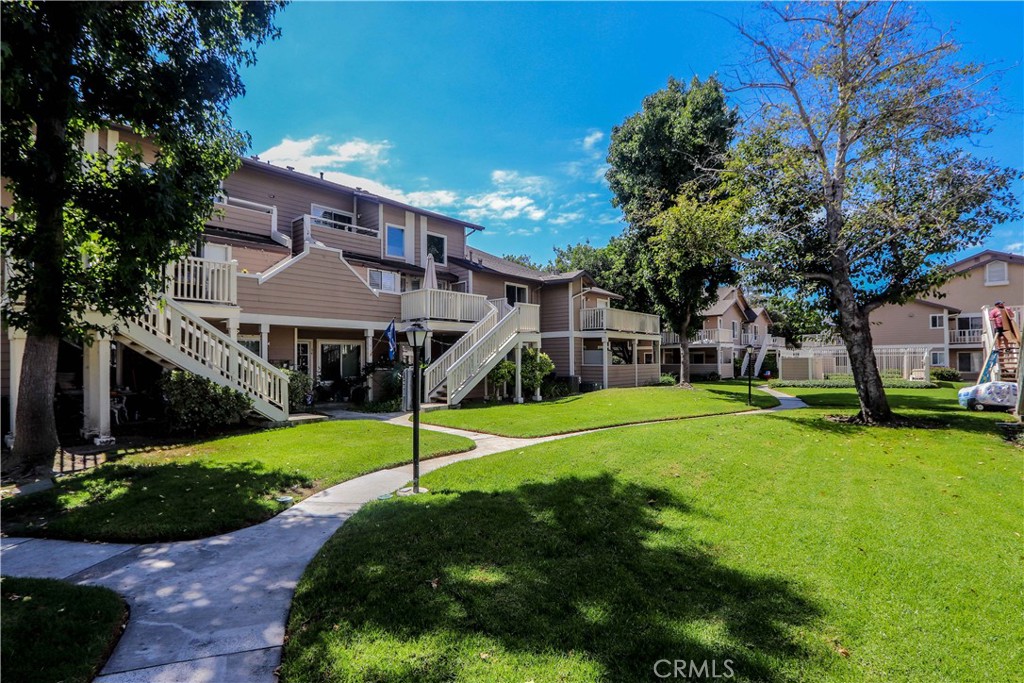 6962 Brightwood Lane 32