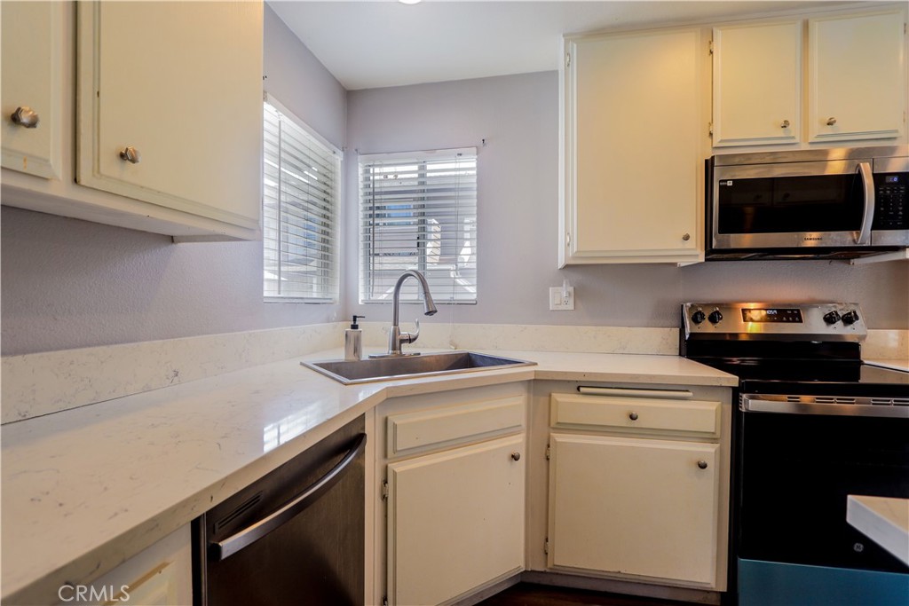 6962 Brightwood Lane 32