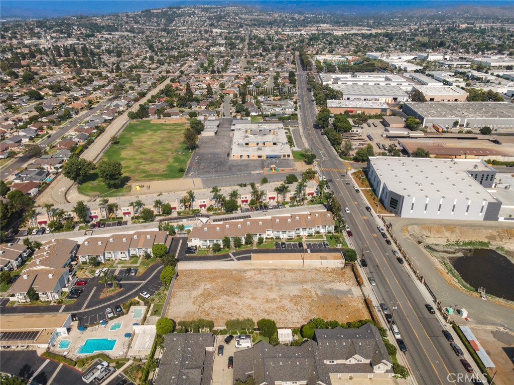 705 W Fletcher Avenue