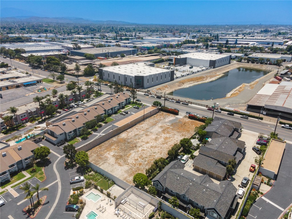 705 W Fletcher Avenue