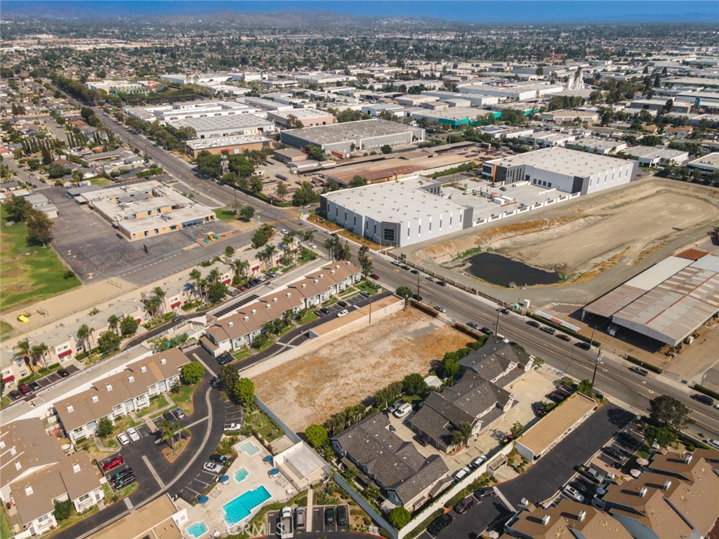 705 W Fletcher Avenue