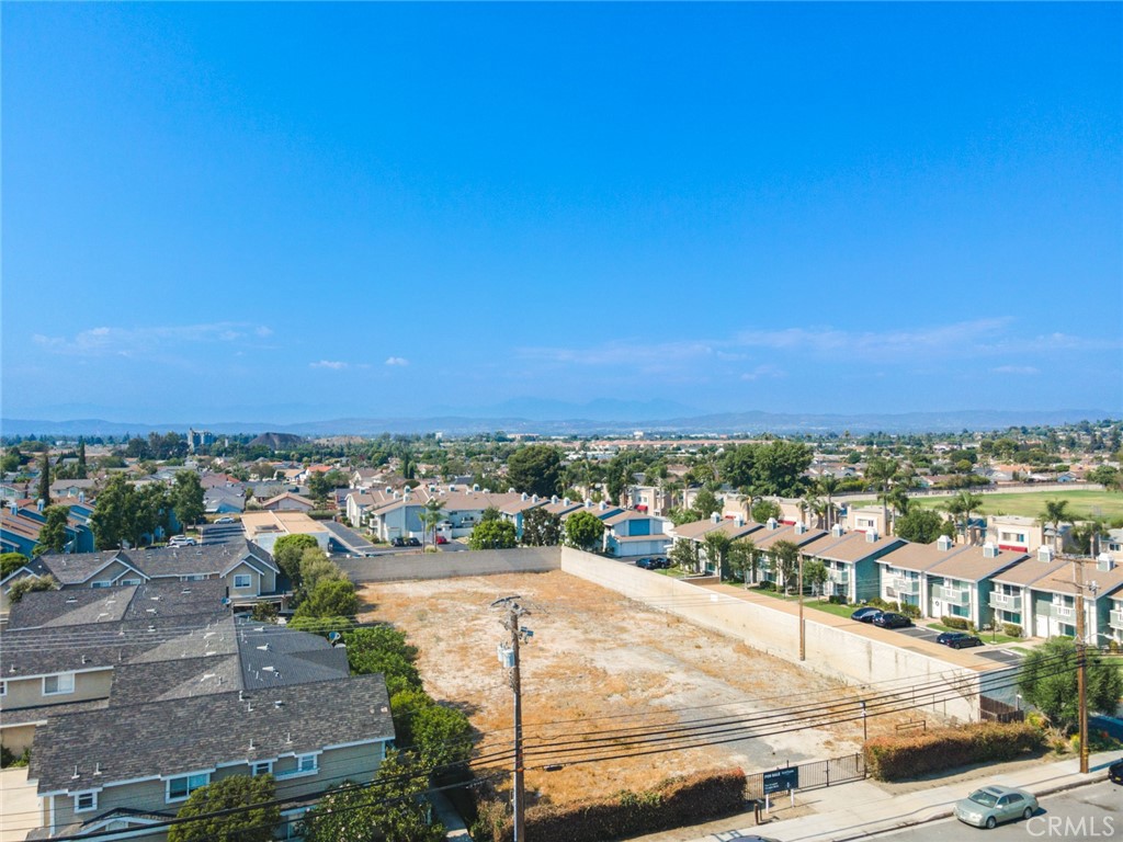 705 W Fletcher Avenue