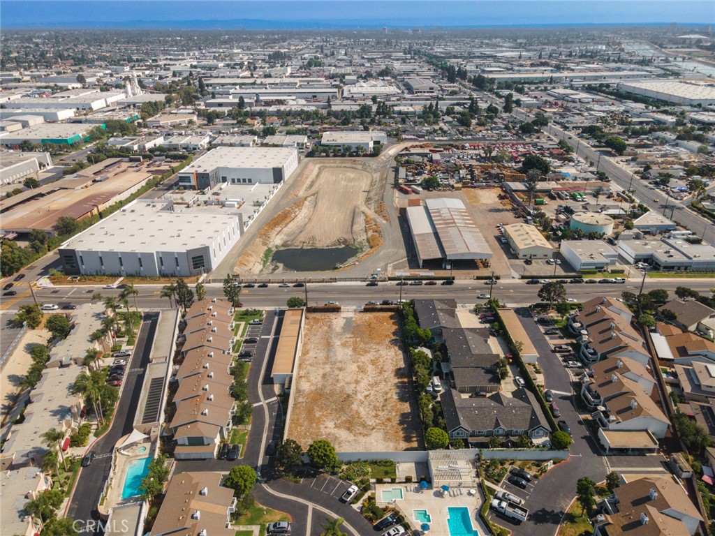 705 W Fletcher Avenue