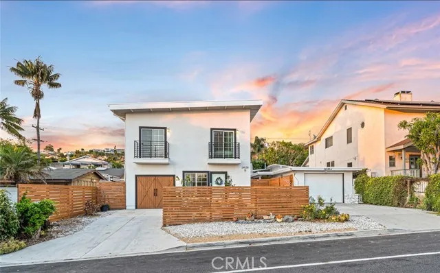 34538 Calle Naranja