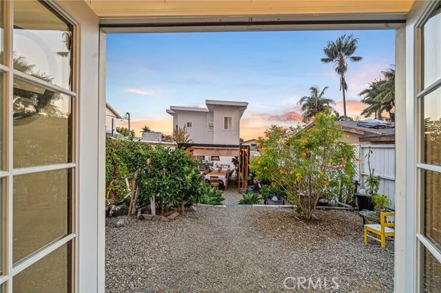 34538 Calle Naranja