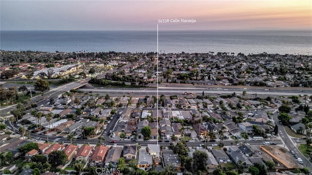 34538 Calle Naranja