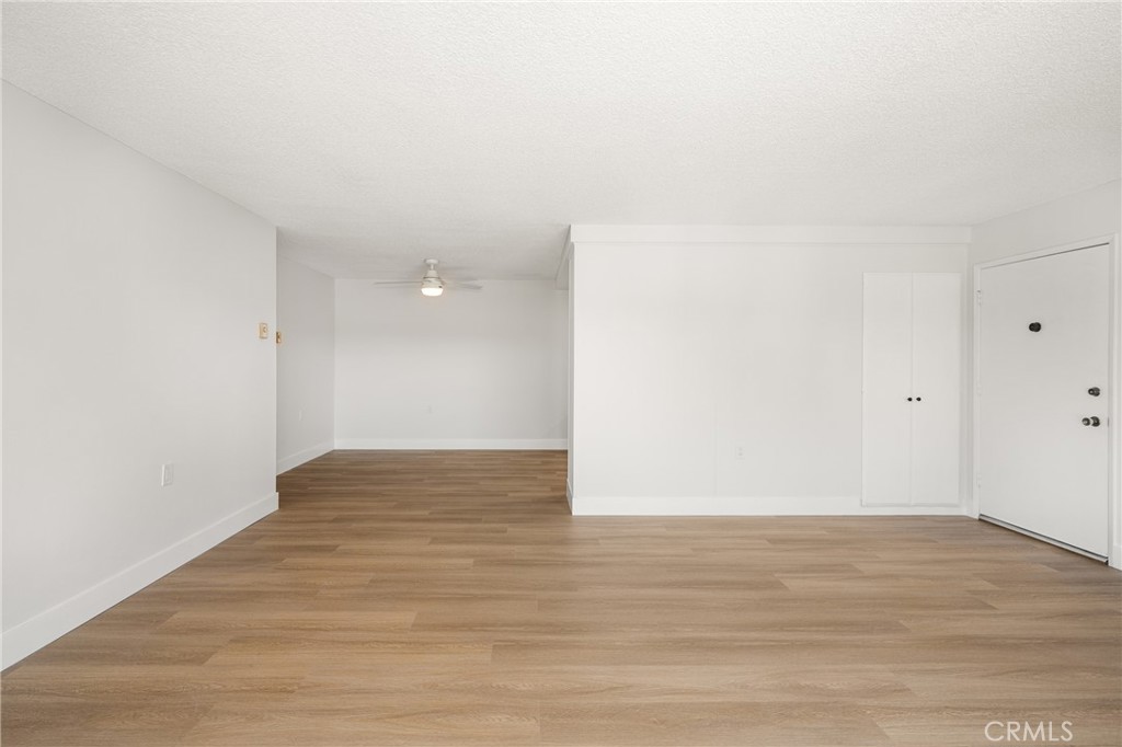 2193 Via Mariposa E O