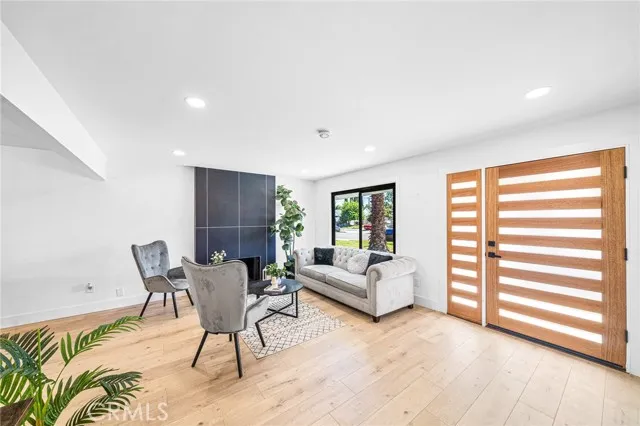 24101 Landisview Avenue