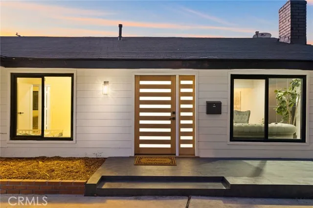 24101 Landisview Avenue