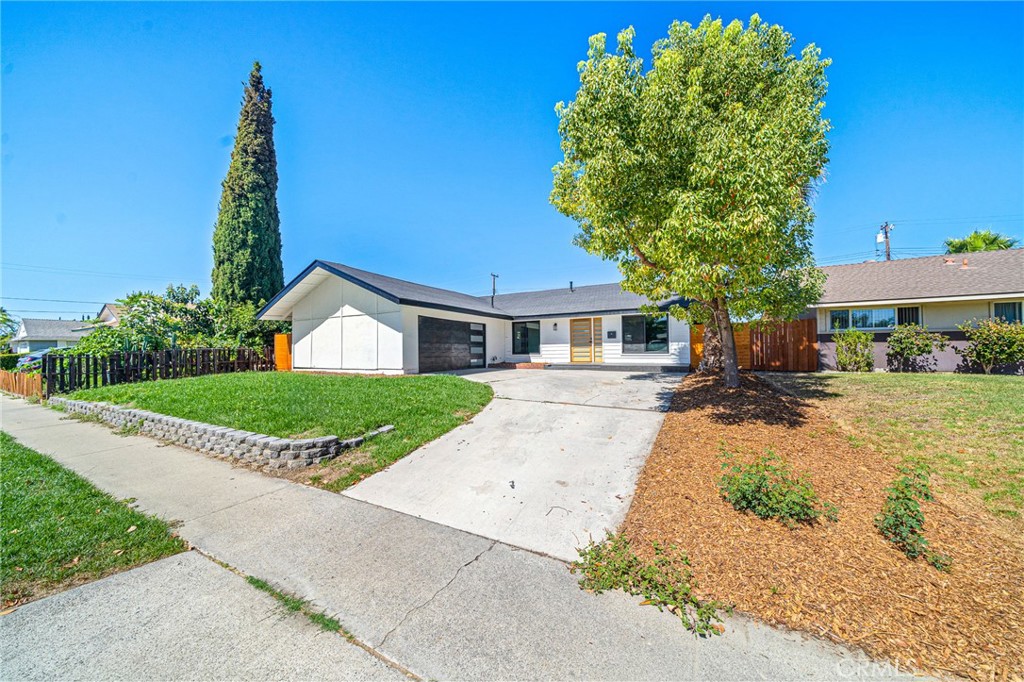 24101 Landisview Avenue