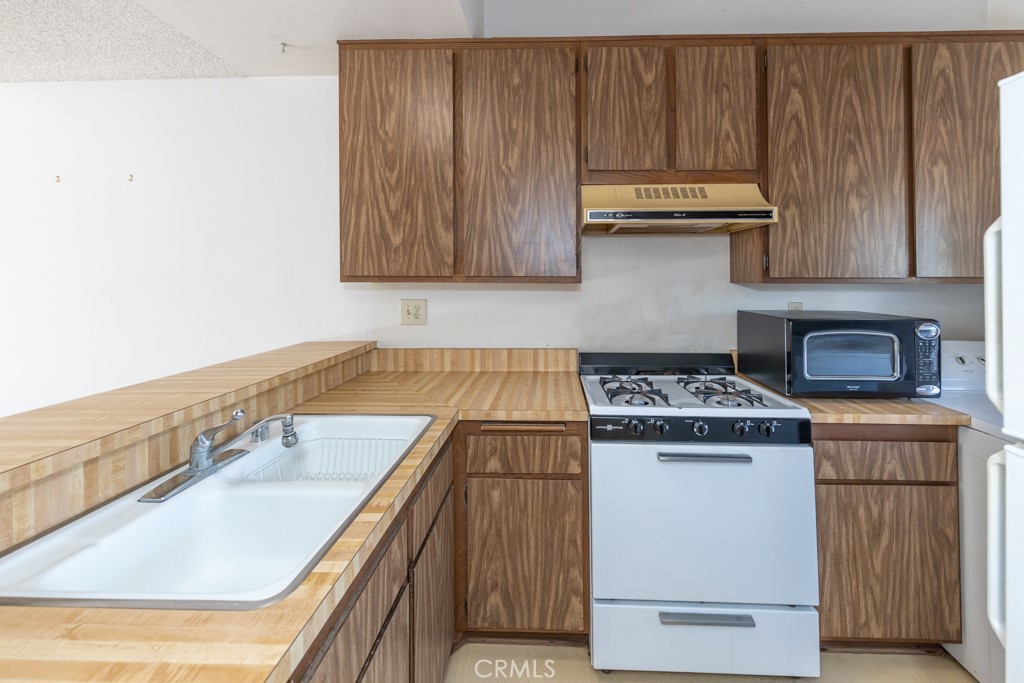 65 Orange Blossom 80