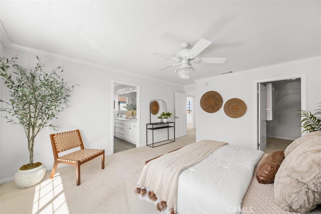 1072 W 15th Street 4