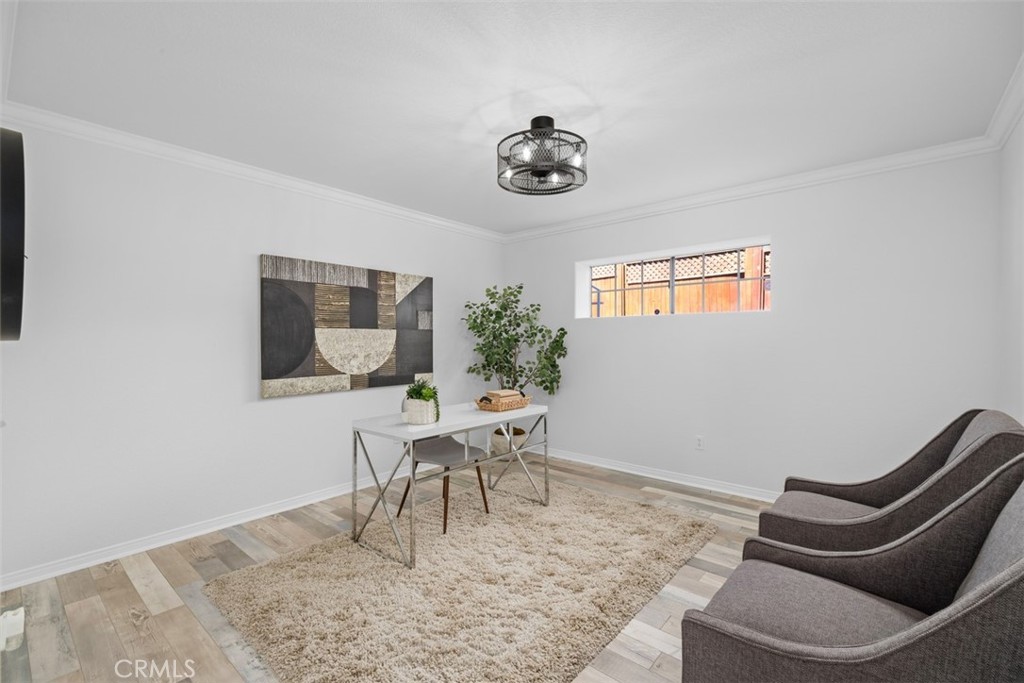 1072 W 15th Street 4