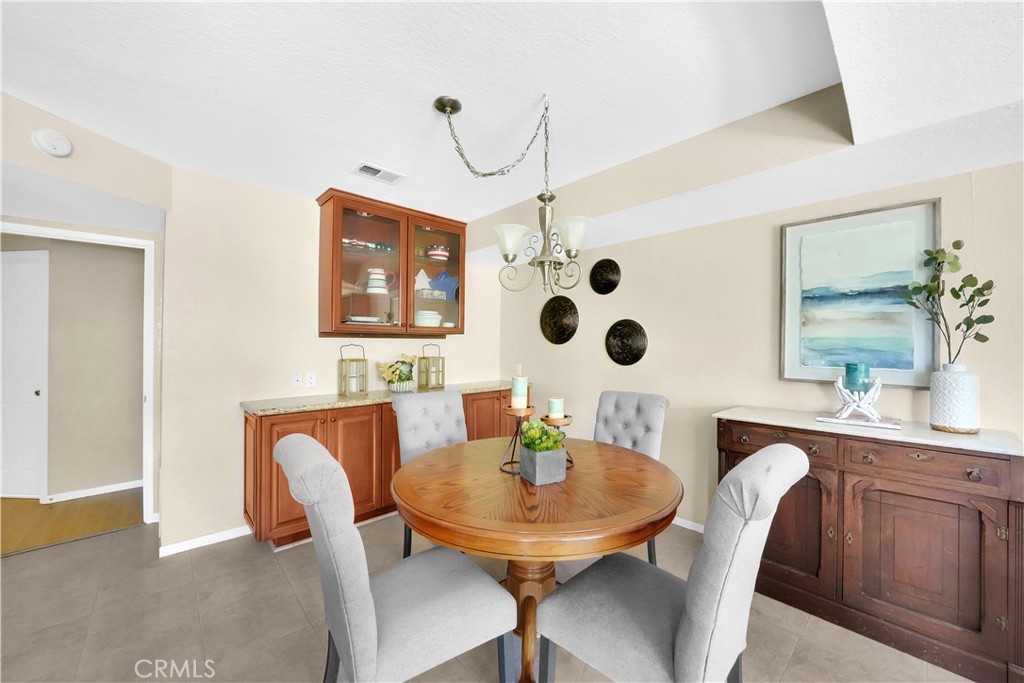 10830 Los Jardines E