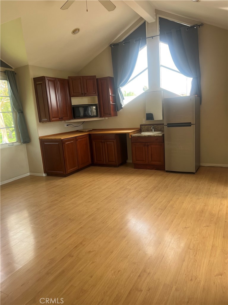 10830 Los Jardines E