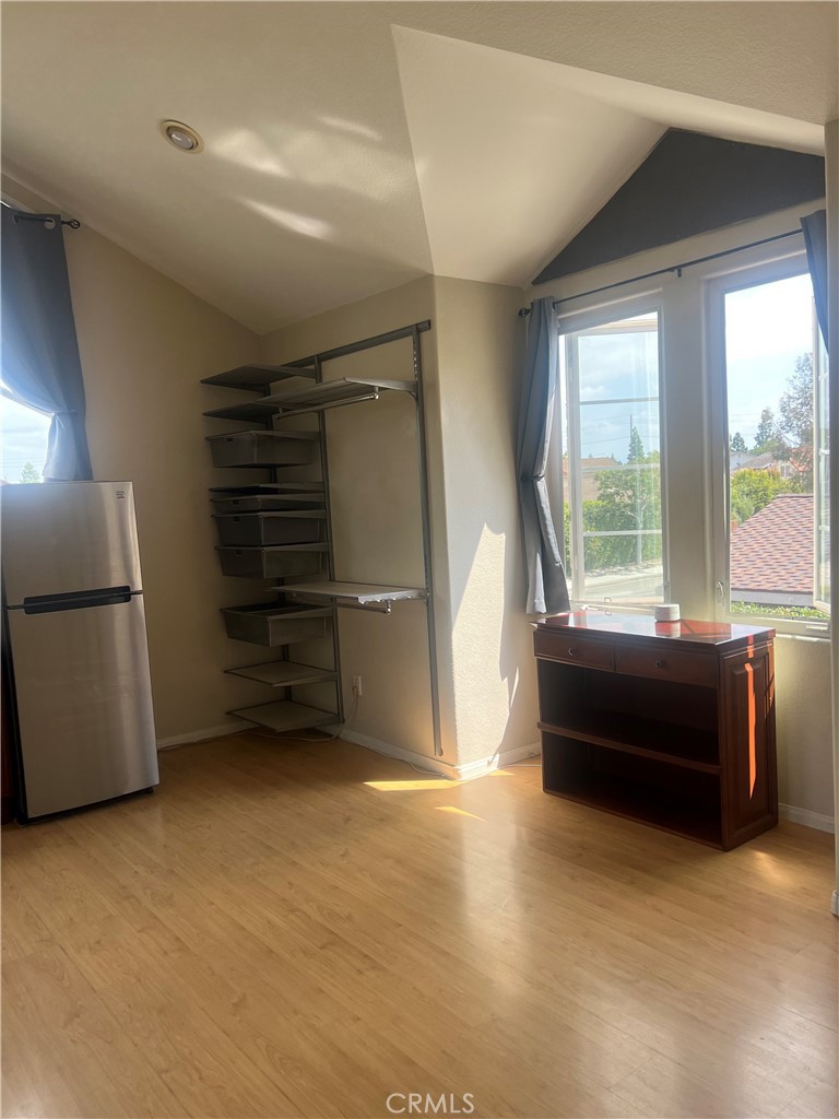 10830 Los Jardines E