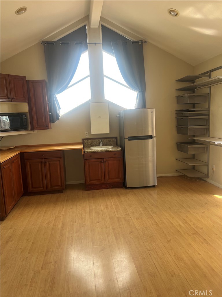 10830 Los Jardines E