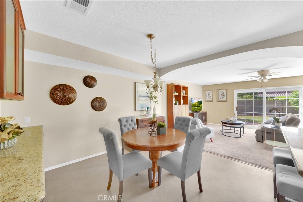 10830 Los Jardines E