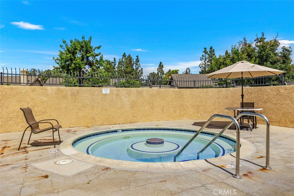 22926 Caminito Nicosia 43